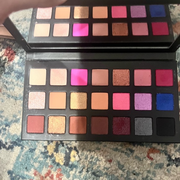 Kylie cosmetics “Sipping pretty” palette - Picture 2 of 3